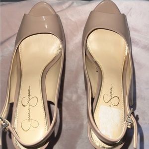 Jessica Simpson pumps/ size 9-1/2/ New/ Color Nude